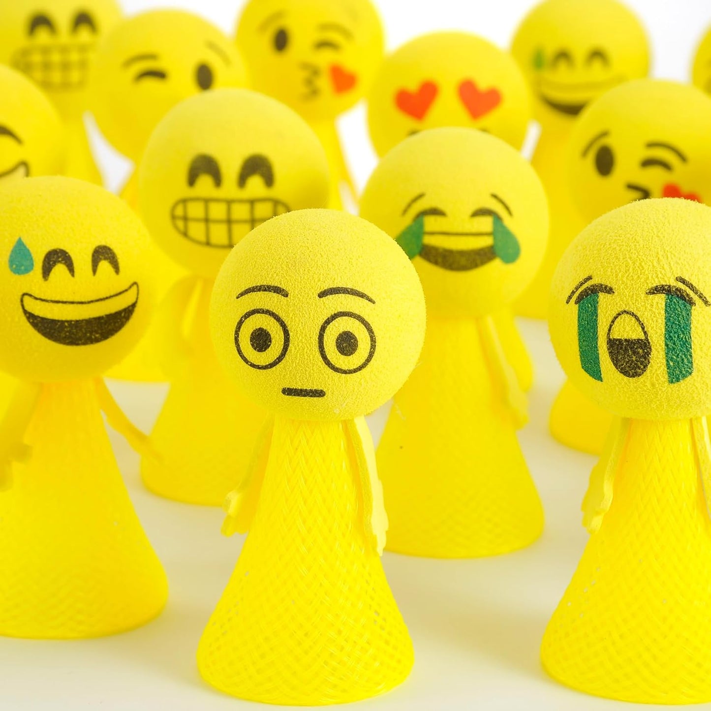 24 Pcs Jumping Emoticon Popper Toys Spring Launchers Party Favors for Kids Birthday Bulk Goodie Bag Stuffers Fillers School Prize for Kids Classroom Gift Bag Toys
