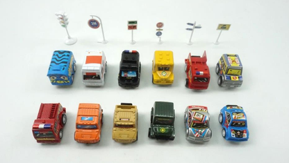 12 Piece Pull Back And Go Toy Cars With Road Signs
