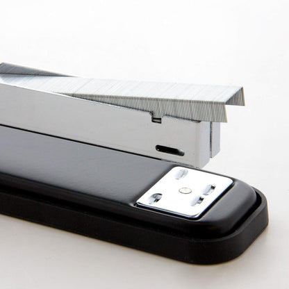 Staples Standard (26/6) 5000/Pack, Stapler Refill Standard Size Staple, Silver Colors, 1-Pack